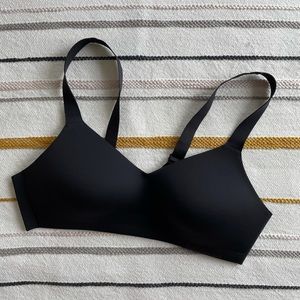 Lululemon Hold True Bra